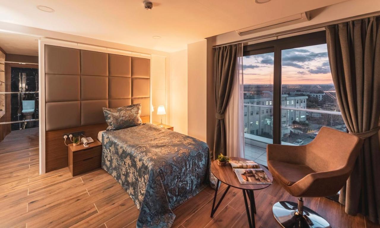 Novel Centre Point Hotel Famagusta  Luaran gambar